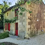 De Marcoux, Authentic And Warme House *