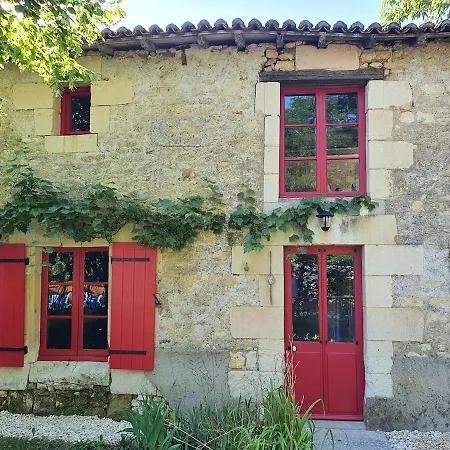 De Marcoux, Authentic And Warme House * Saint-Léon