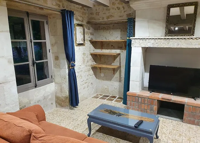 De Marcoux, Authentic And Warme House Nyaraló